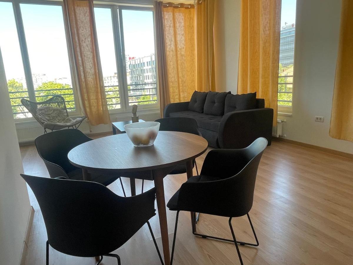 New Nr6 Self Checkin Oldcity Center Paid Parking With Lift Appartamento Timisoara